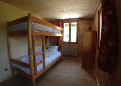 Chambre 1 et ses lits superposés